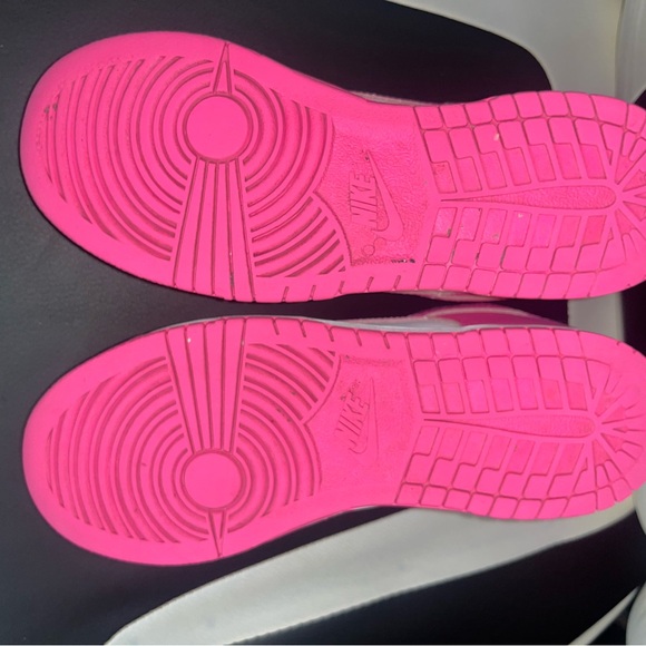 Nike Pink and White Low-Top Sneakers Kids Size 3 - Picture 9 of 16